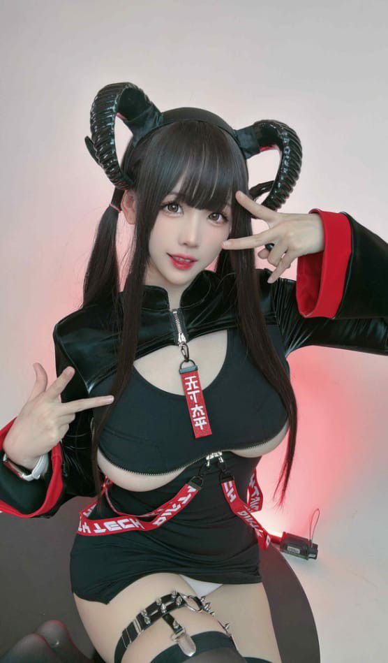 miko酱ww NO.30 天下太平[24P-480M]