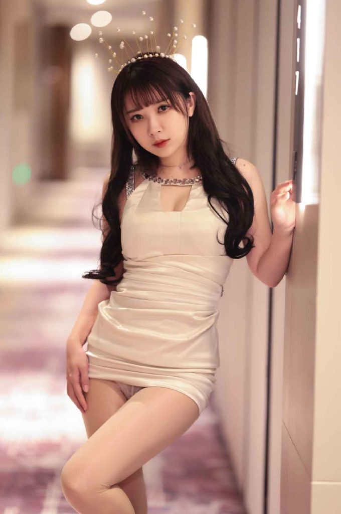 小女巫露娜 NO.039 无内肉丝 [96P-547MB]