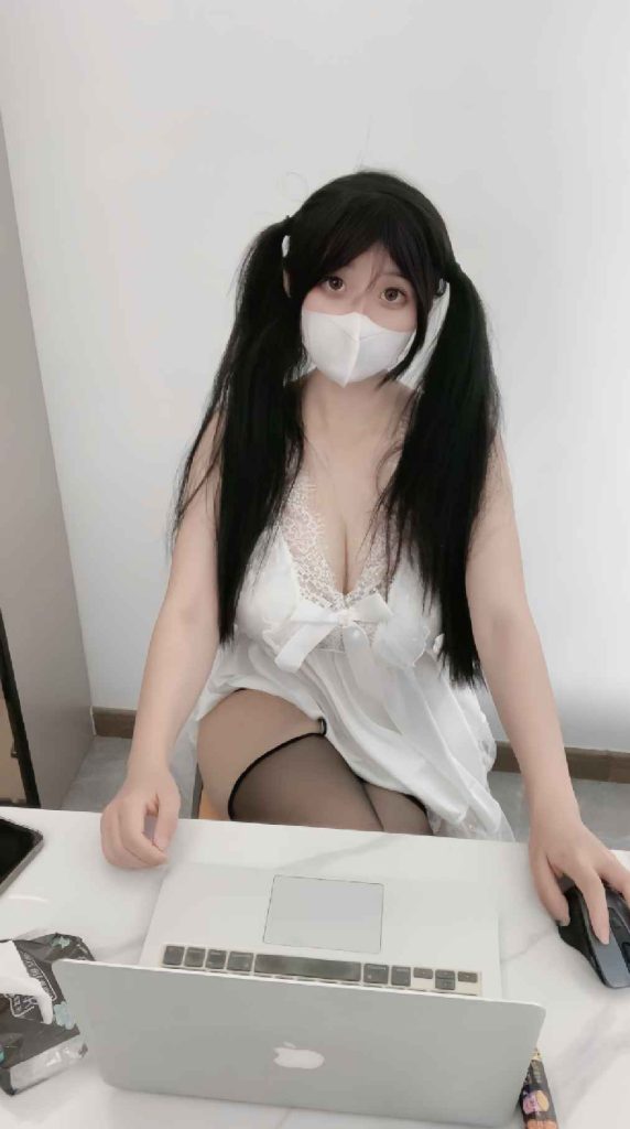 【微-密】突变的柠檬-发现下面湿了[20P-46MB]