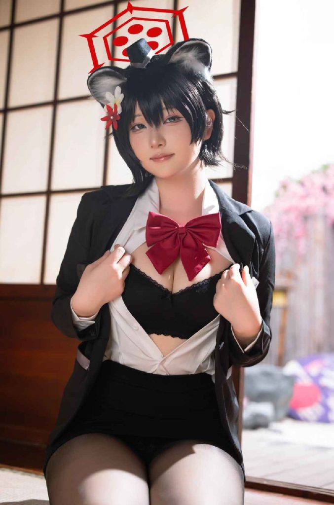 屿鱼 NO.031 蔚蓝档案 春日椿 导游[55P 155.6M]