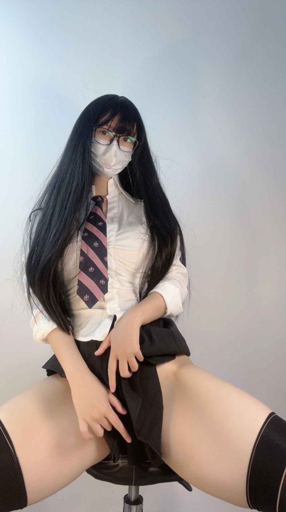 【微-密】俏妞qiaoniuTT-制服系列 [15P1V-68MB]