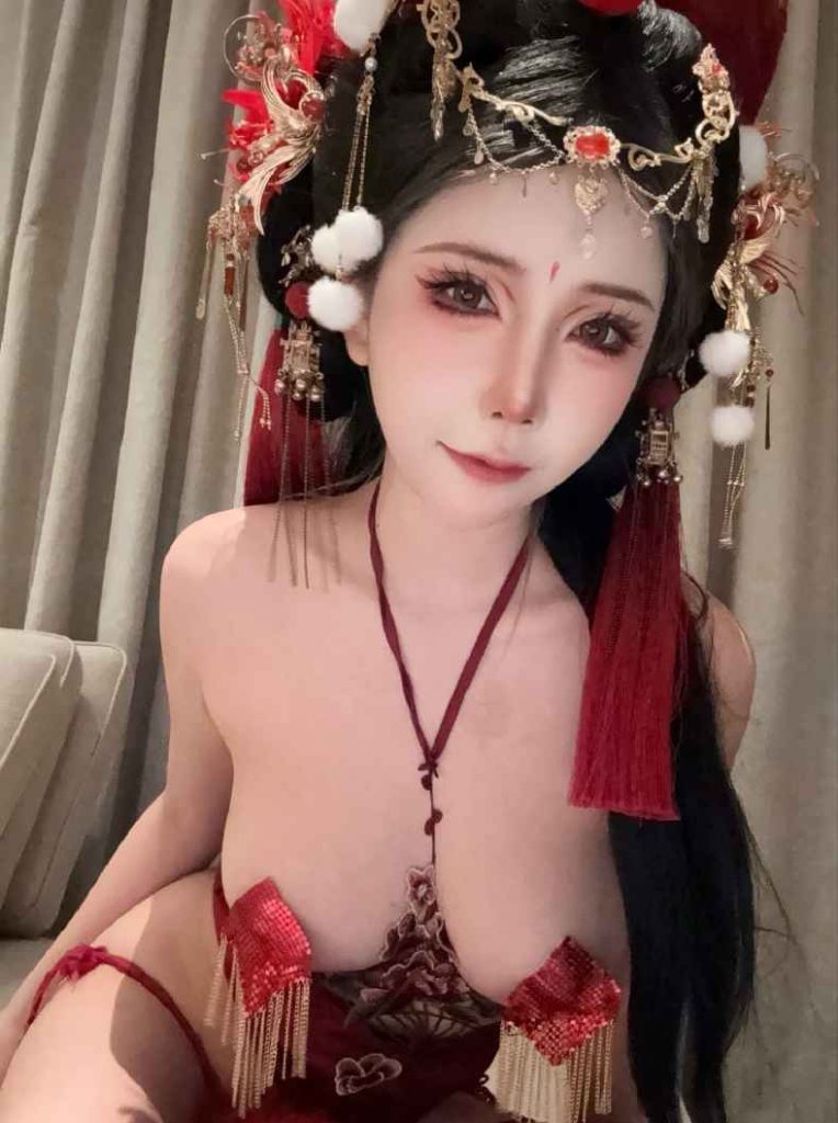 抱走莫子AA NO.65 红色小尾巴[125P25V-2.6GB]