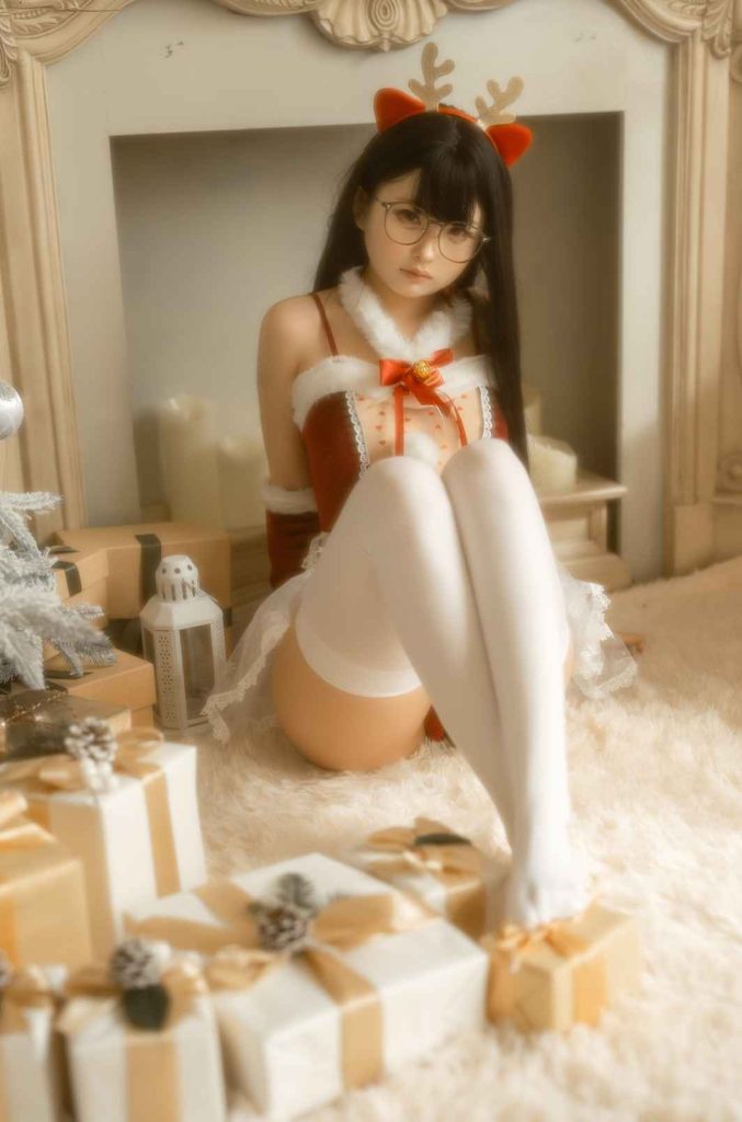 幼水铃衣 – 圣诞小鹿 [80P2V-2.62GB]