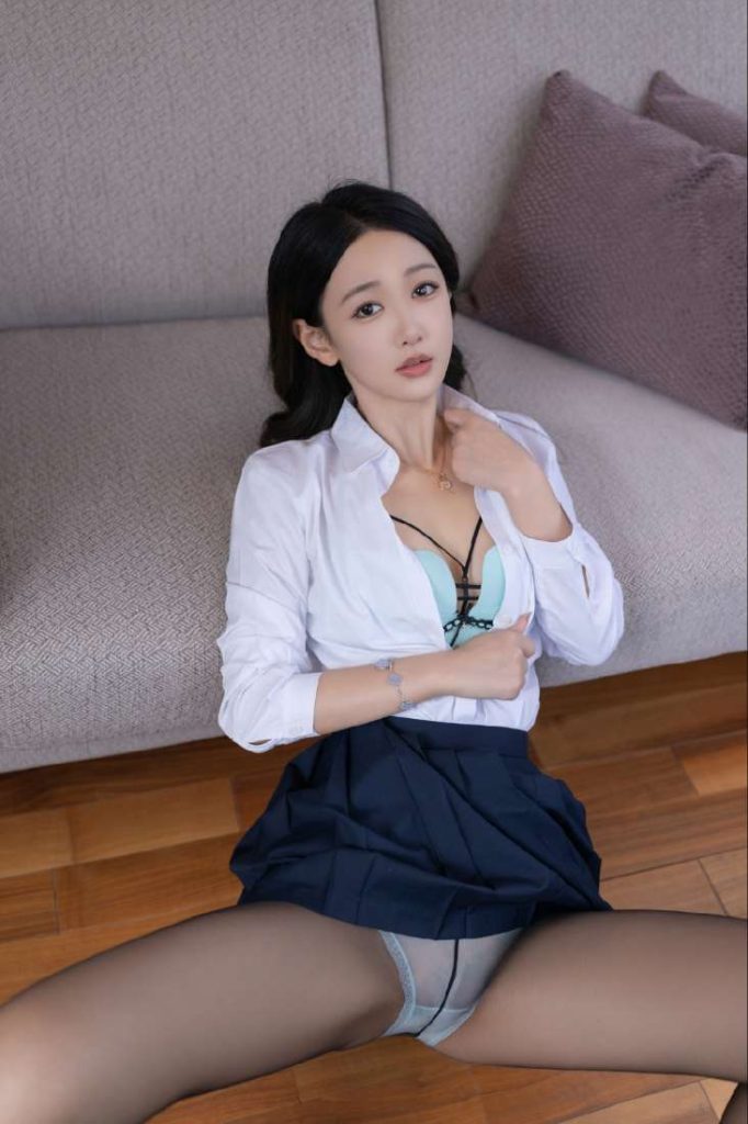 唐安琪学生写真 [83P-711MB]