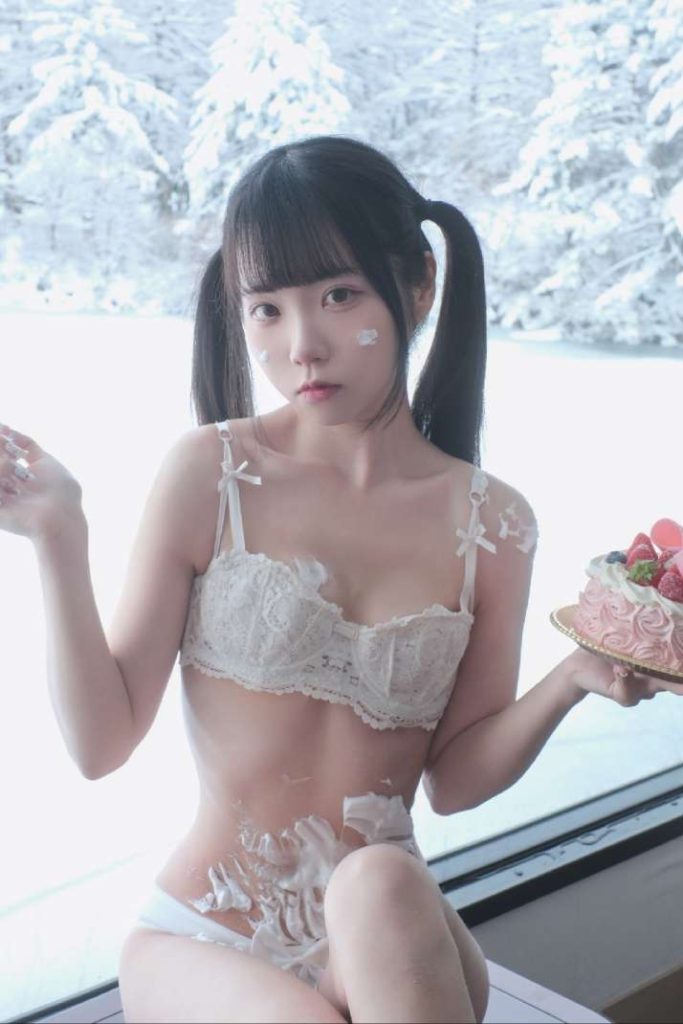 可可小白兔 – 可可の生日月特別寫真 [53P-102MB]