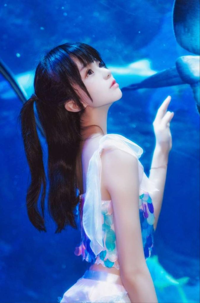 桜桃喵 – NO.204 水族馆 [15P-226MB]