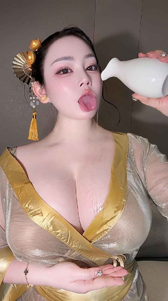 【微-密】爆爆猪炸-鱼子酱和生鱼片居家系列[12P4V-72MB]