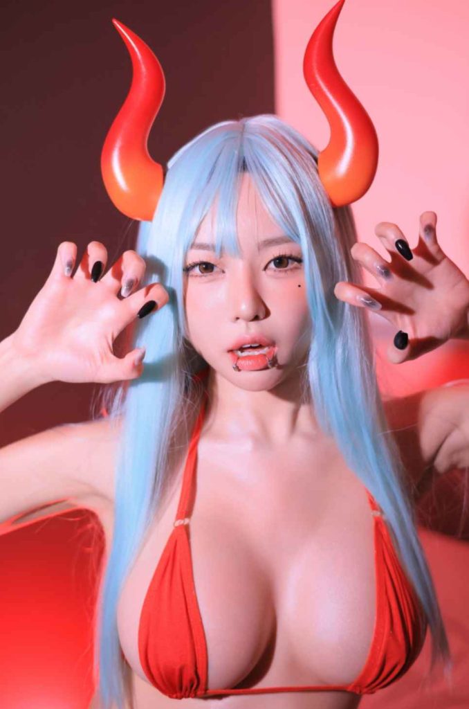 Dongeuran – Red Succubus [241P-4.60GB]