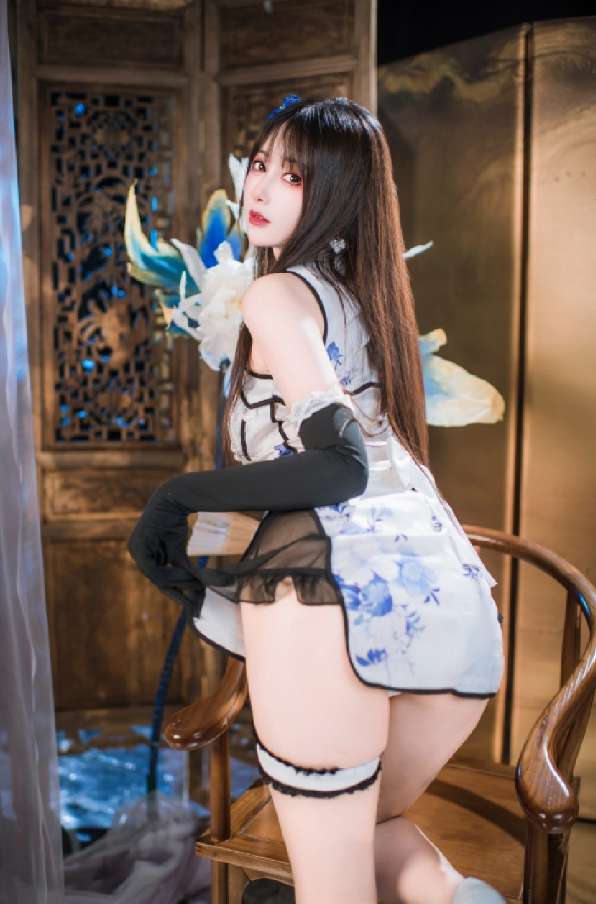 羽生三未 – NO.23 艳娘幻梦谭 瓶儿 青花瓷旗袍 [25P-294MB]