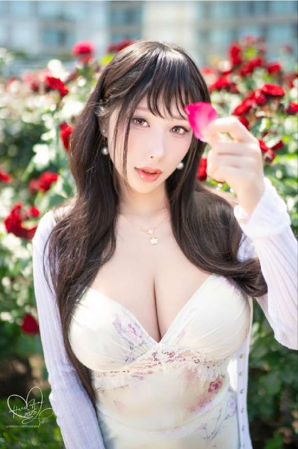 雨波HaneAme – NO.418 原创 玫瑰刚好绽放 [33P-213MB]