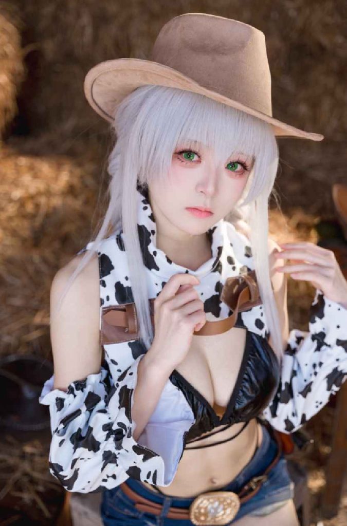 九柒喵 NO.026 碧蓝航线 法戈 纯白热潮 [53P 436MB]