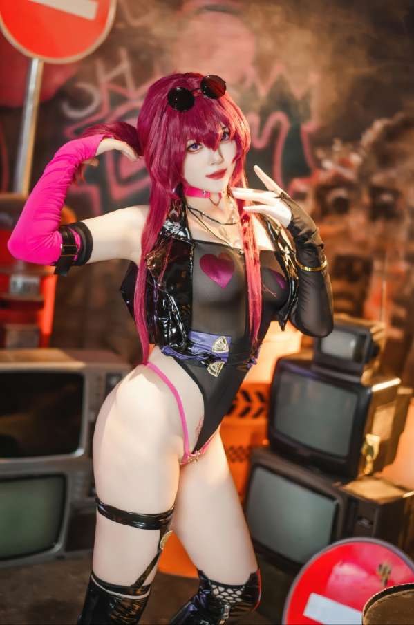 Natsuko夏夏子 – NO.73 崩坏·星穹铁道-卡芙卡dishwasher同人[62P-411MB]