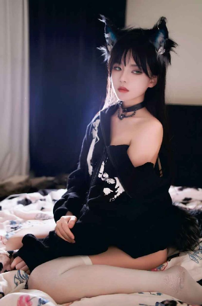 桜桃喵 – NO.215 缅因猫猫 [47P-235MB]