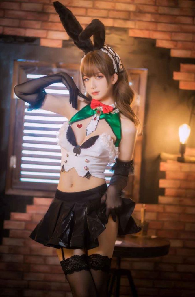 封疆疆v NO.74 莫妮卡女郎[31P-227MB]