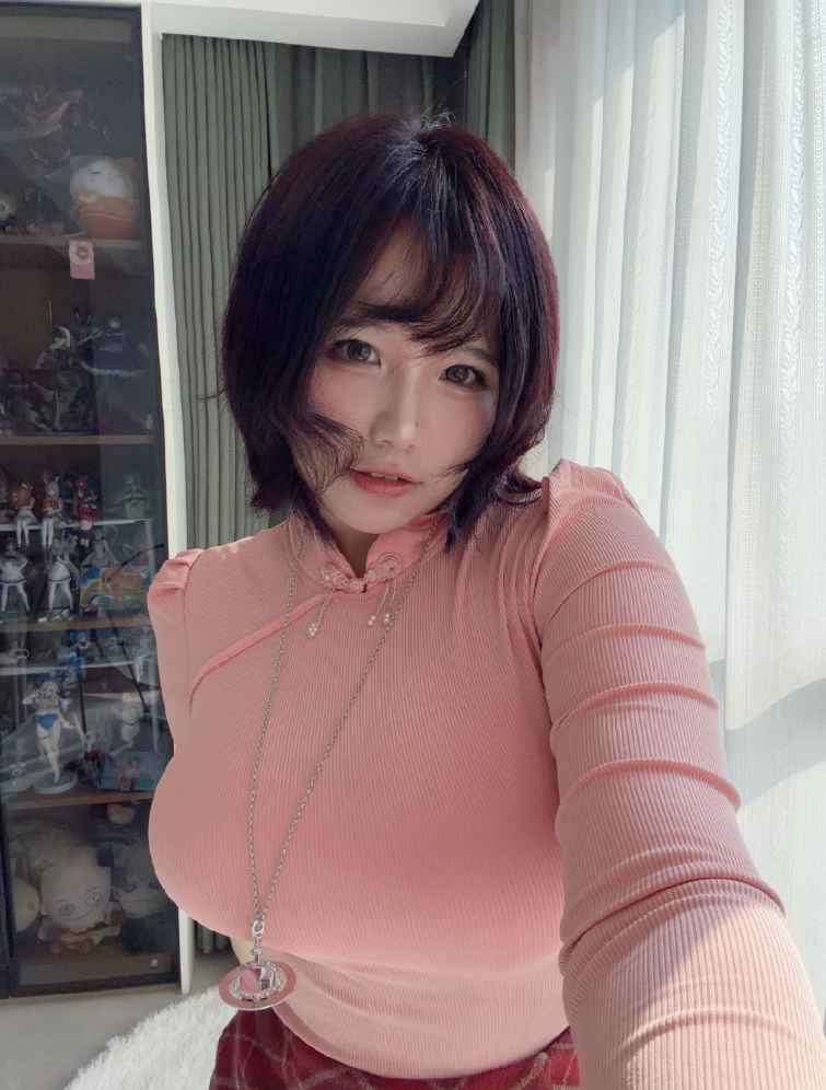 阿半今天很开心 NO.045 兴趣使然的自拍包 [87P5V-713MB]