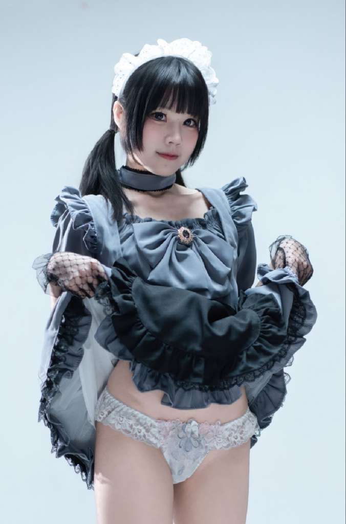 清水凪 NO.020 手提箱与灰色女仆 [80P-795MB]